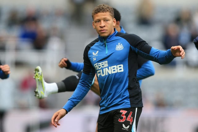 Ex-footballer Paul Robinson has urged West Brom to re-sign Dwight Gayle from Newcastle United next month. He shone with the Baggies on loan before, scoring 24 goals and making eight assists in the 2018/19 Championship campaign. (Football Insider)