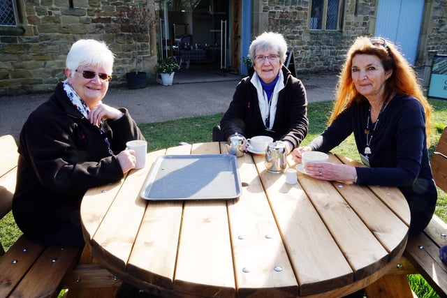 Enjoying the sunny weather at Hardwick Hall. Shirley Henshaw, Christine Plant, Beverly Drew.