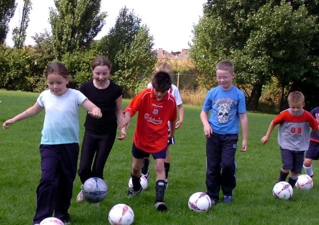 On August 29, 2005 there was a community football day at Doncaster Lakeside.