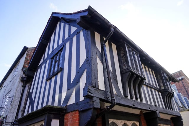 The Royal Oak in The Shambles is described by the agents Fleurets as “one of Chesterfield’s hidden gems, a fabulous half-timbered property which is a deceptively large building.”