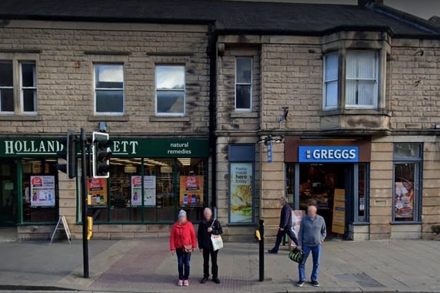 Greggs shop at Crown Square in Matlock has a rating of 4.4 based on Google Reviews.