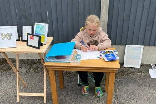 Mollie decided to sell pictures that she had drawn whilst sitting outside her house during half term and her efforts proved to be so popular, she exceeded her fundraising target within hours and was even taking commissions and completing bespoke orders.