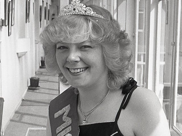 Miss Otter Controls 1982, Claire Graham