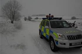Heavy snow blocked several roads in Peak District. Derbyshire Police, Derbyshire Emergency Planning, Mountain Rescue Teams and Peak 4x4 Response were all braving through the snow for several hours to help the motorists.