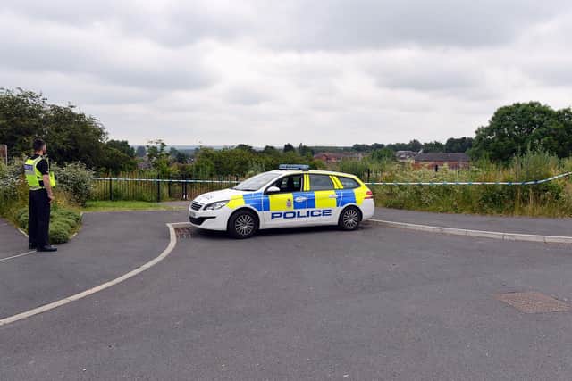 Police in Shirebrook. Pictures by Brian Eyre.