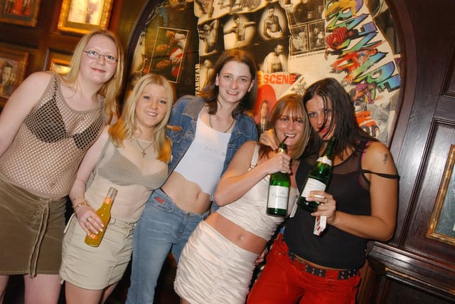 Girls' night out, 2003