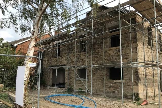 Chesterfield Borough Council granted permission for the project at Manor Syck Farm in 2012, which included the conversion of three barns and refurbishment of the existing farmhouse, as well as the erection of a new build detached farmhouse garage and additional detached property.