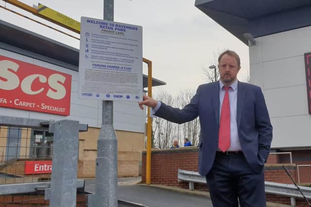 Chesterfield MP Toby Perkins has called on the operators of the car park at Ravenside Retail Park to show ‘common sense’ with fines for leaving the site on foot.