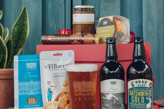This delectable Ashford gift box is perfect for ale enthusiasts, including estate ales, a Chatsworth pint glass and Chatsworth nibbles. 
Chatsworth Ashford Gift Box – £42.50
Website: https://shop.chatsworth.org/products/the-ashford