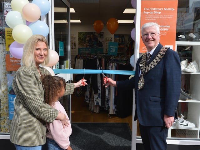 The official reopening of The Children’s Society shop on Oxford Street, Ripley, following a break-in and deliberate fire which forced it to close in December. Mayor of Ripley Town Council Cllr Colin Bailey and Lola Amuah cut the ribbon.