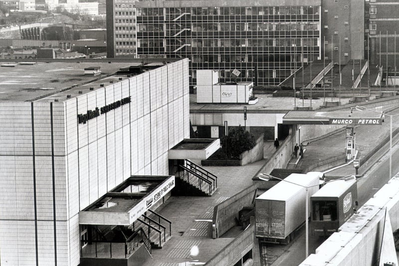 Pond Street Complex, 1980