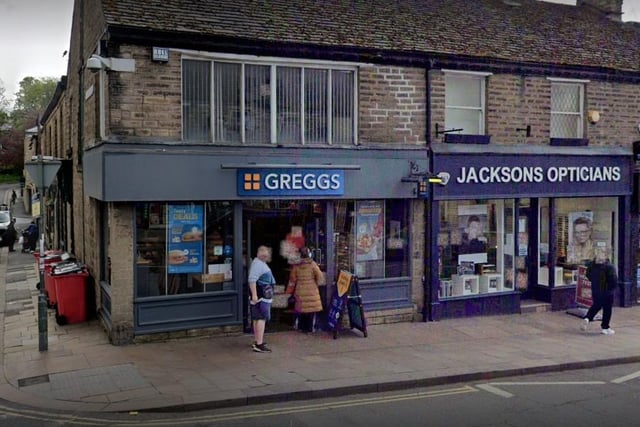 Greggs on High Street West in Glossop has a rating of 4.1 based on Google Reviews.