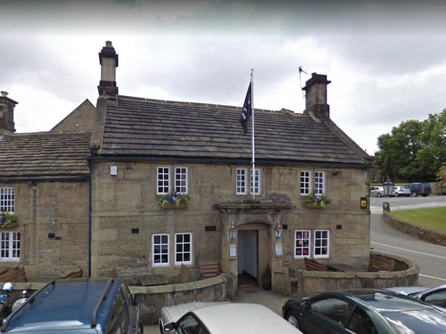 The Devonshire Arms at Beeley has a 4.4/5 rating based on 854 Google reviews - winning praise for their “lovely food” and “friendly service.”