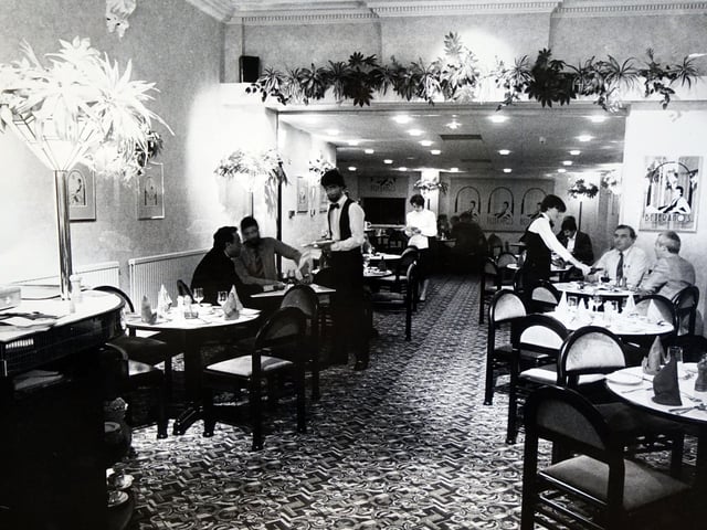 Chesterfield Hotel Bejeranos restaurant in 1986.