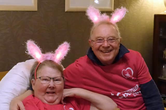 The last photo taken of Kate and Keith on the evening of Sparkle Night Walk for Ashgate Hospicecare in September 2020.