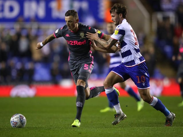 Sheffield United are on the verge of completing the signing of Reading midfielder John Swift as he puts the finishing touches to a £3.5m switch. (BerkshireLive)