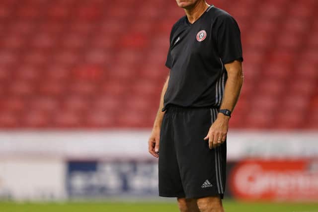 Former Sheffield United under-23 coach John Dungworth has been named as John Pemberton's assistant at the Spireites.