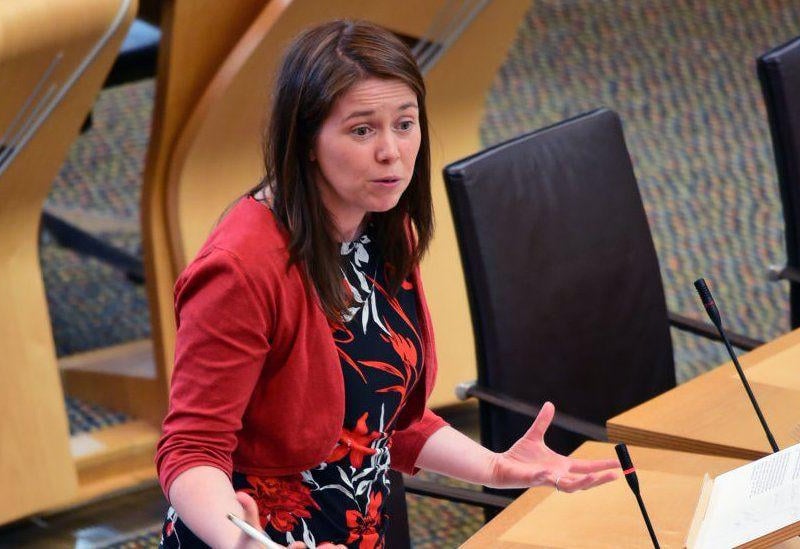 Communities Secretary and Clydesdale MSP Aileen Campbell said she will step down so she can spend more time with her family, hoping to achieve "a better work-life balance".