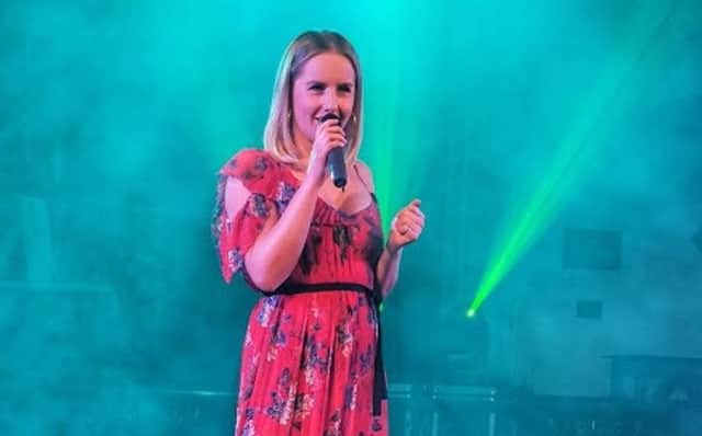 Jeanna de Waal, performing at Belper Festival two years ago, will now be seen by millions worldwide in Diana - The Musical to be shown on Netflix.