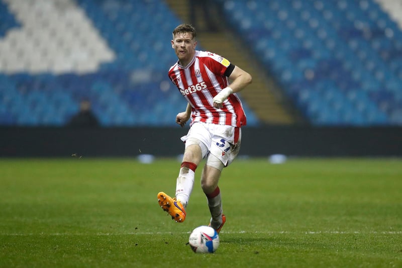 Stoke City are said to have turned down a £10m offer from Burnley for their star defender Nathan Collins. The Republic of Ireland international is a long-term target of the Clarets, who also saw a £7.5m offer turned down back in January. (talkSPORT)