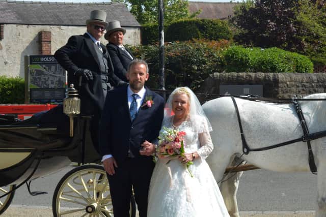 Amanda and Peter Tyksinski with the horse-drawn carriage (photo: Annie May Jones)