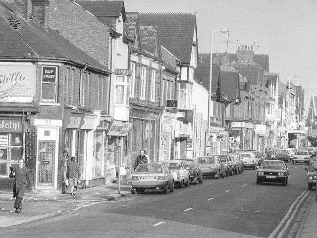 Another from 1983 - do you recognise these shops?