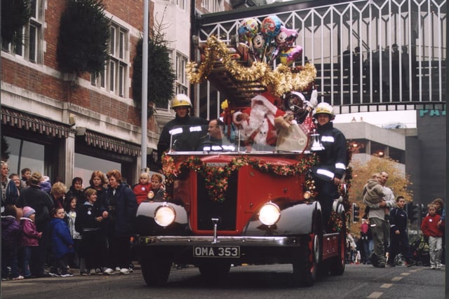 Santa makes his grand entrance on Elder Way, Chesterfield in 2001.