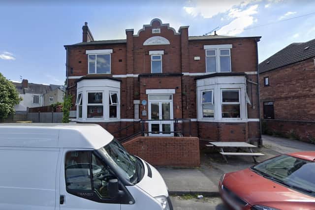 Police appeal after pub attack by gang of men in Derbyshire town left ...