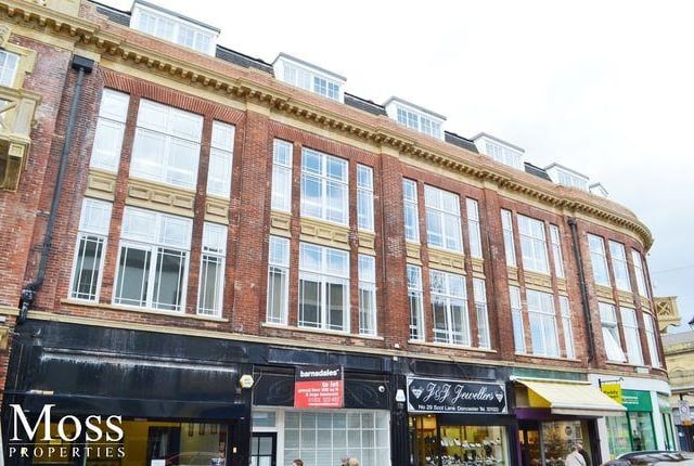 This one bedroom top floor flat has been renovated throughout and has views over the market place. Marketed by Moss Properties, 01302 977775.