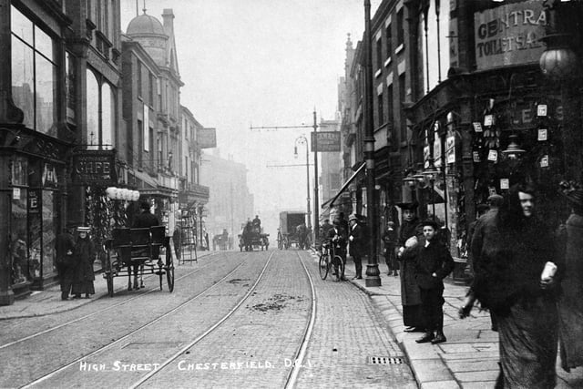 This picture, from 1907, shows the electric tramway on Chesterfield High Street. The track was laid from the Brampton Terminus to Whittington Moor through the High Street, Cavendish Street, Holywell Street and Sheffield Road. Of course, less new-fangled means of transport were still used in those days, as can be seen by the horse and carts.