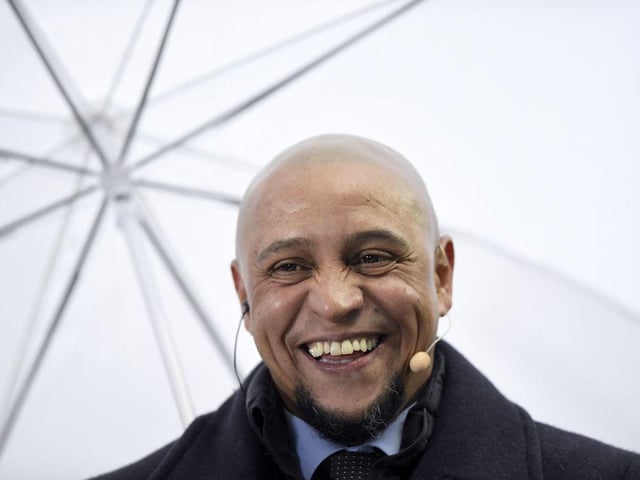 Real Madrid legend Roberto Carlos has revealed he agreed to join Chelsea in 2007 but it fell through as “there was an issue with the lawyer”. (Goal)