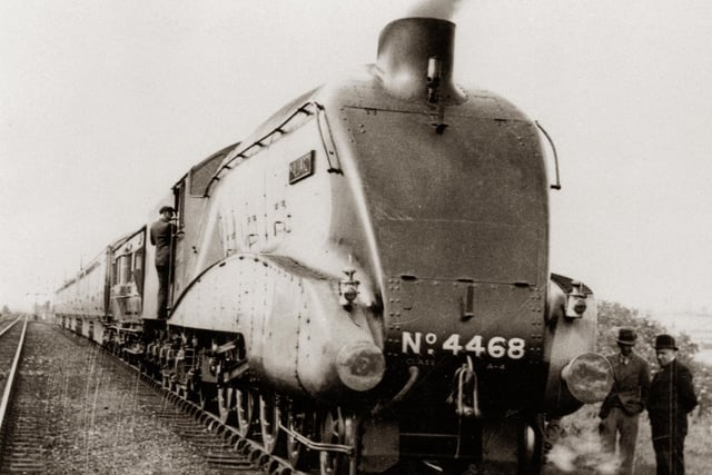 Mallard on Sunday July 3, 1938 at Barkston on the East Coast Main Line just prior to its record-breaking run.