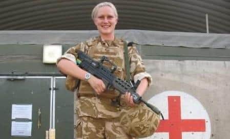 Jesse rescued casualties during the Iraq War in her role as an aeromedical nurse. She  was equipped with a rifle and wore heavy body armour.