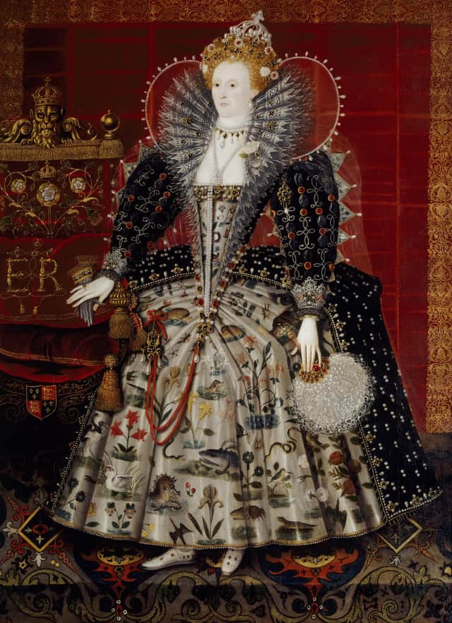 QUEEN ELIZABETH I, Studio of Nicholas Hilliard. 88 inches (inc 9 inch later extension below) x 66 and 1/2 inches (223x165 cm).Credit: Hardwick Hall/The Devonshire Collection (acquired through the National Land Fund and transferred to the National Trust in 1959)