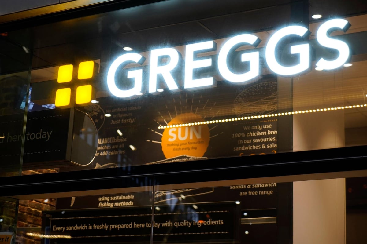 Greggs opens new shop in Chesterfield, creating 15 new jobs