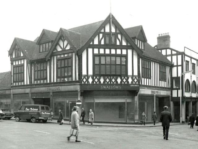 Swallows store on Knifesmithgate