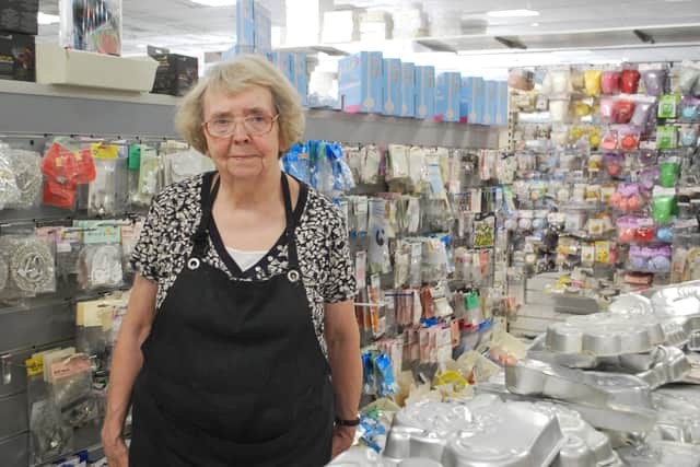 Gill Davies is retiring from Crazy About Cakecraft at the age of 80.
