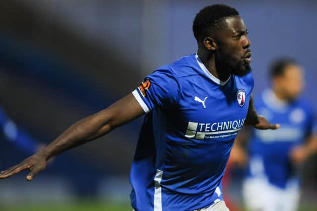 Akwasi Asante has signed a new contract at Chesterfield.