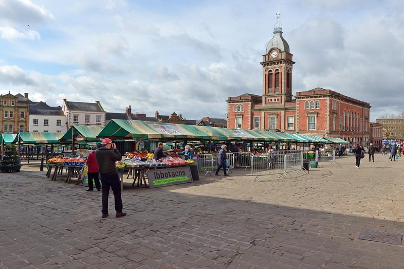 The multi-million pound investment will revitalise Chesterfield’s historic market. The plans will create a modern, vibrant town centre experience with additional space alongside traditional markets to host outdoor events and speciality markets.