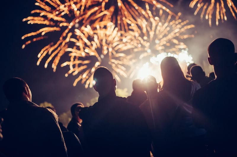 Edale's bonfire night is on the village hall playing field on Saturday, November 4. Gates open 5.30pm, bonfire lit at 6pm and fireworks at 7pm. There will be a barbecue, cheese burgers, hot dogs, homemade cakes, soup, hot beverages, locally brewed beer, mulled wine, cans of lager, cider, pop. Admission £5 (adult), £2 (child).