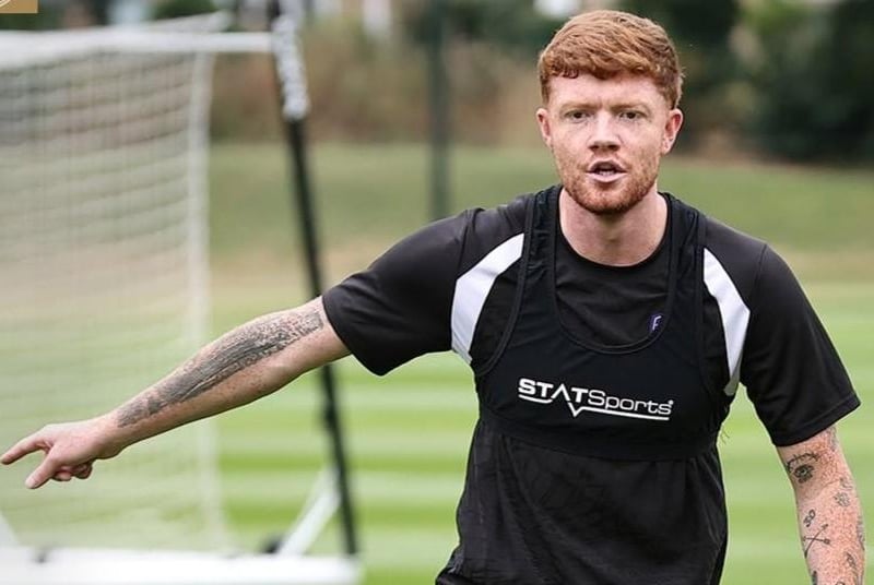 Fraser Bryden 6: Striker replaced the injured Lee Bonis after an hour. Feeding off scraps but had a header saved and won the penalty
