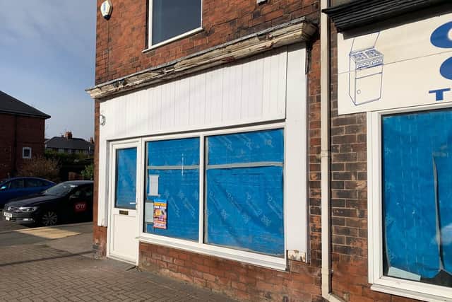 A former newsagent in Chesterfield could be turned into a coffee shop.