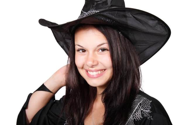 Adult Halloween costume. Photo by Pixabay.