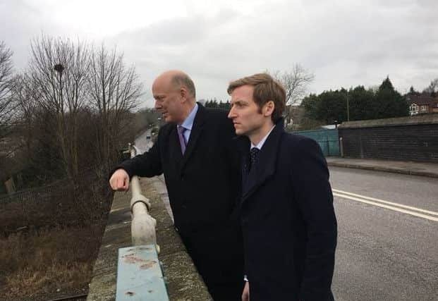 Following calls from residents south of Chesterfield to tackle congestion, Lee Rowley MP organised a visit to Derby Road with the Secretary of State for Transport, Chris Grayling, to find out what could be done to help.