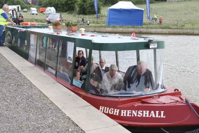 NDET 29-6-13 RKH 40 Chesterfield canal festival -  Canal boat trips