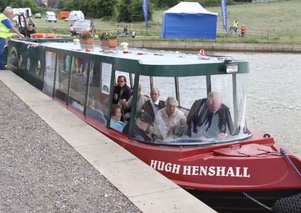 NDET 29-6-13 RKH 40 Chesterfield canal festival -  Canal boat trips