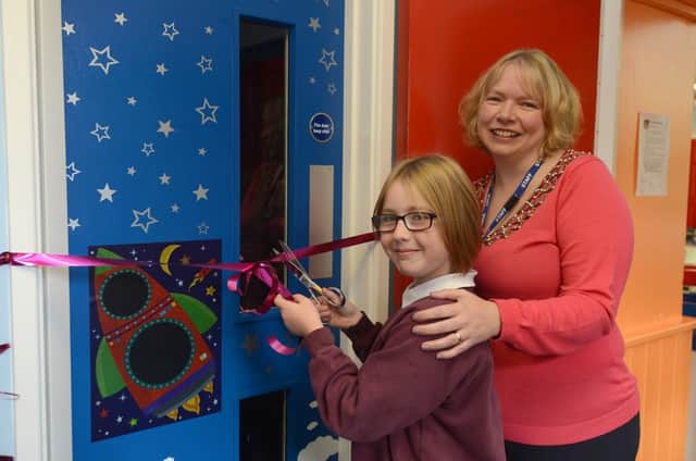 Opening Darley Churchtown Primary's new sparkle room, Alysha Smith and head teacher Jo Gotheridge