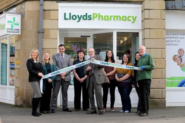 13/03/14 ***FREE PHOTO FOR EDITORIAL USE***

L/R: Teresa Lomas (Pharmacy Manager), Megan Andrews (Dispenser) Guillermo Sierra (Area Manager), Gill Andrews (Health Care Assistant) Chris Fletcher (One of the store's best customers cutting the ribbon), Suzanne Birds (Health Care Assistant), Sarah Sutcliffe (Pharmacy Technician), Cheuk Hung Tang (Pharmacist) and Pat Thurlby (Delivery Driver).

After extensive refurbishment, Lloyds Pharmacy unveils its new-look store in Bakewell, Derbyshire

F Stop Press.  www.fstoppress.com. Tel: +44 (0)1335 300098