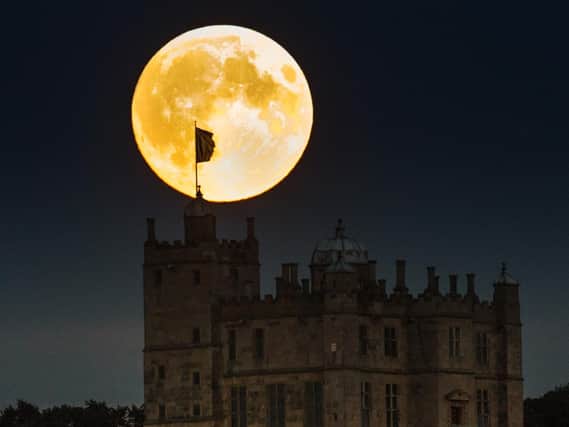 A super blood moon above Bolsover Castle, Derbyshire. Picture by rossparry.co.uk / Tom Maddick
