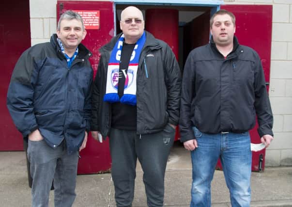 Scunthorpe United vs Chesterfield - Fans outside Glanford Park - Pic By James Williamson
